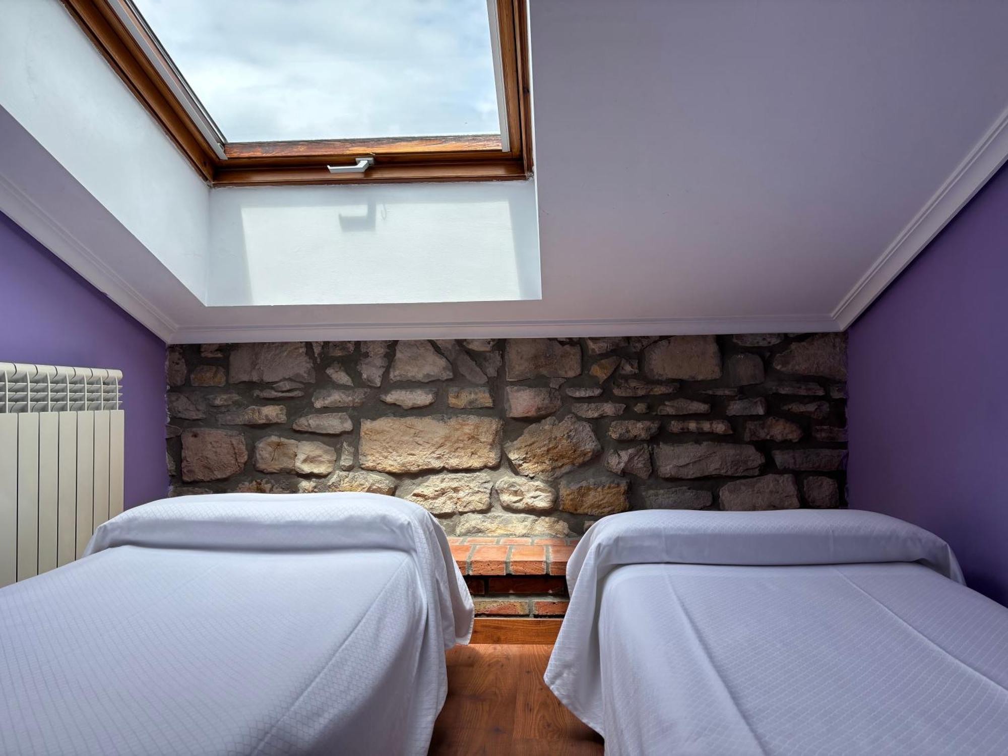 Hotel Casona Los Caballeros Santillana del Mar Kültér fotó